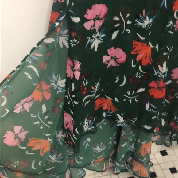 Green Floral Dress - Picture 6 of 11